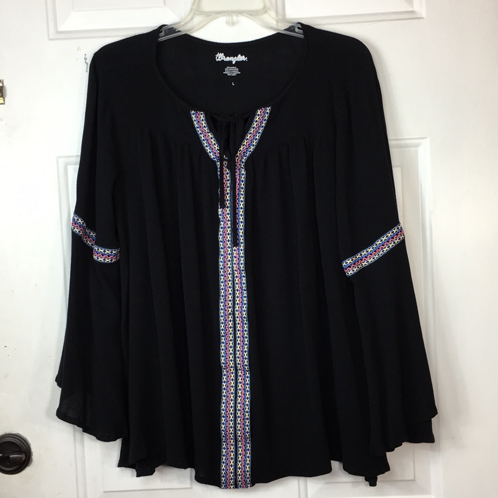 Wrangler BoHo black 100% Rayon embroidered top
